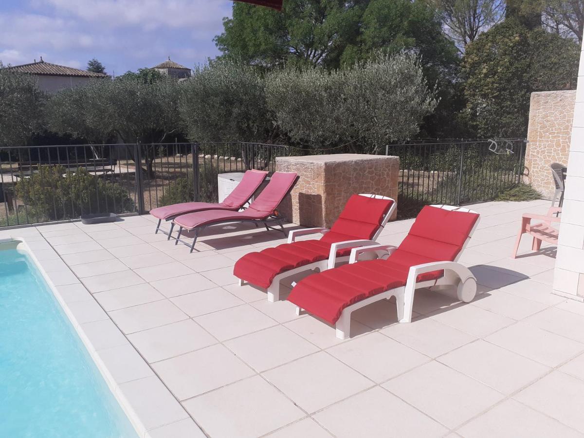 La Clastre Location D'Un Studio Avec Piscine Et Clim Pres D'Uzes Bourdic Exterior foto